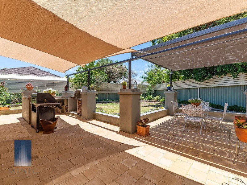 6 Pigeon Court, Langford WA 6147