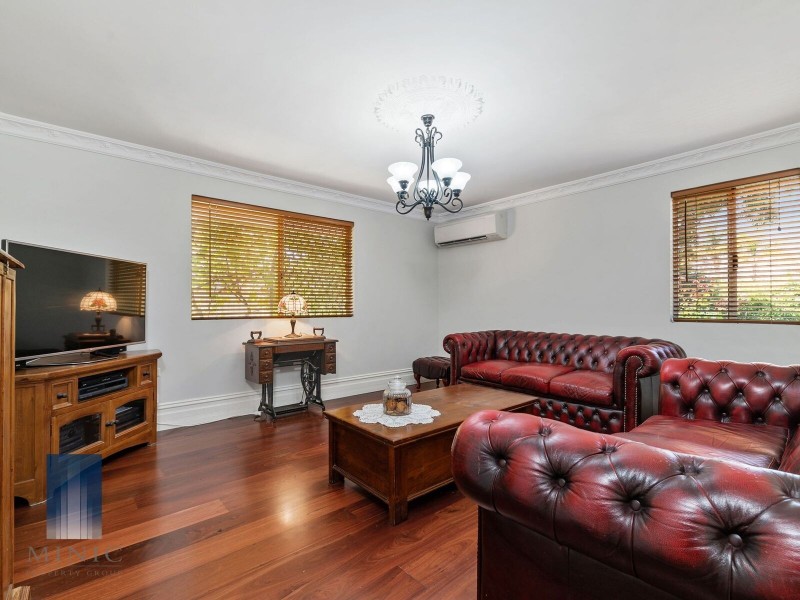 6 Pigeon Court, Langford WA 6147