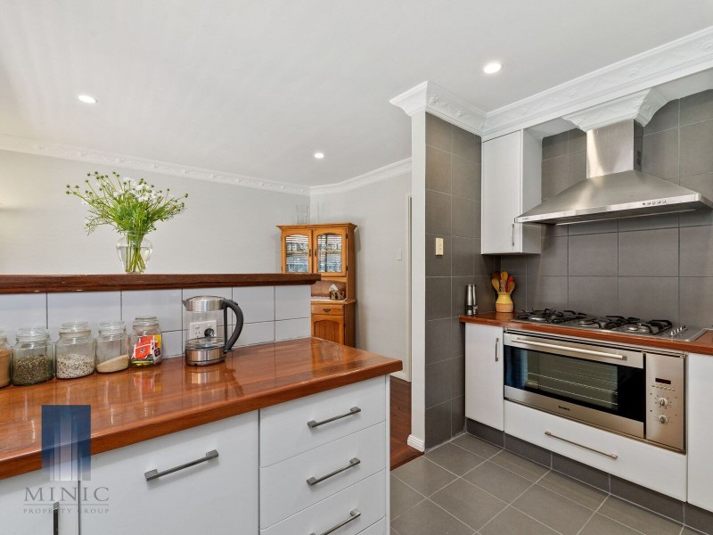 6 Pigeon Court, Langford WA 6147