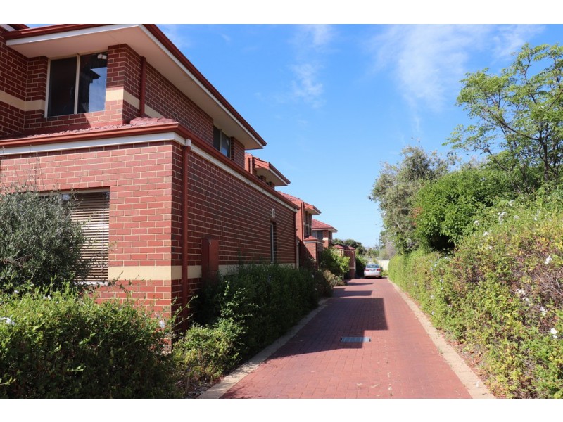 74D BEATTY AVENUE, East Victoria Park WA 6101