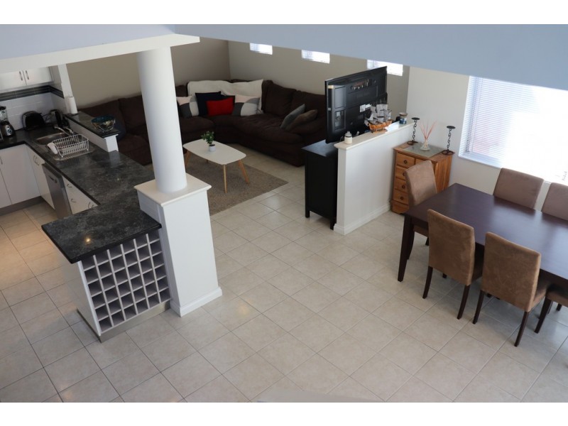 74D BEATTY AVENUE, East Victoria Park WA 6101