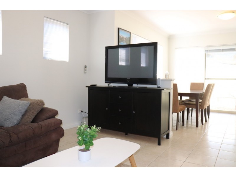 74D BEATTY AVENUE, East Victoria Park WA 6101