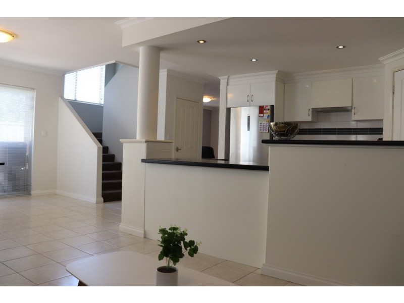 74D BEATTY AVENUE, East Victoria Park WA 6101