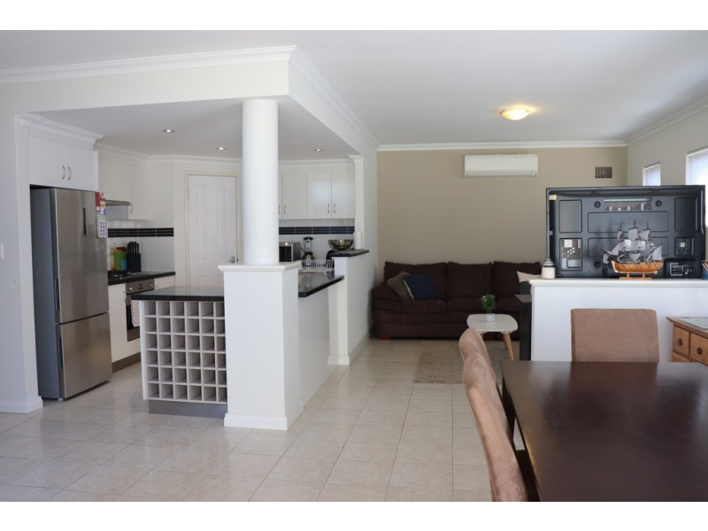 74D BEATTY AVENUE, East Victoria Park WA 6101