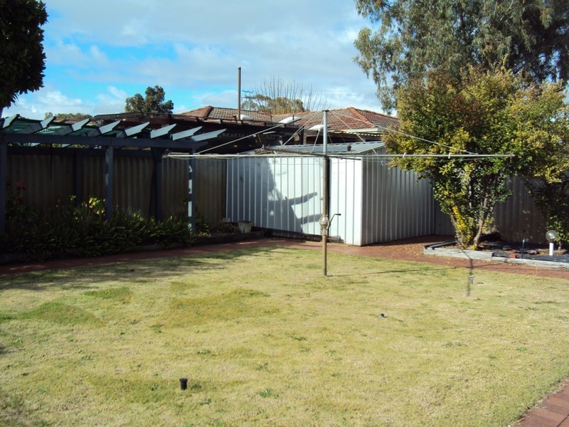 6 Michelle Street, Wilson WA 6107