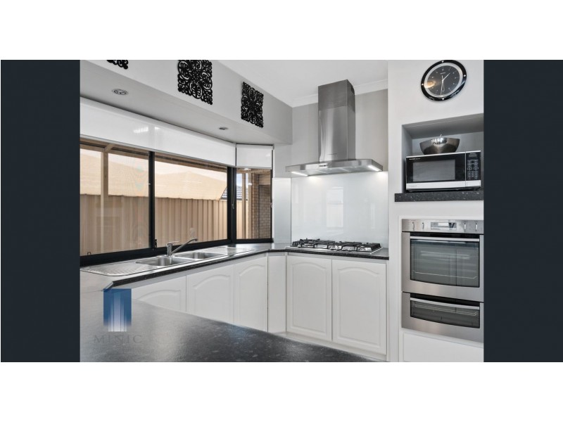 22 Callara Vista, Success WA 6164