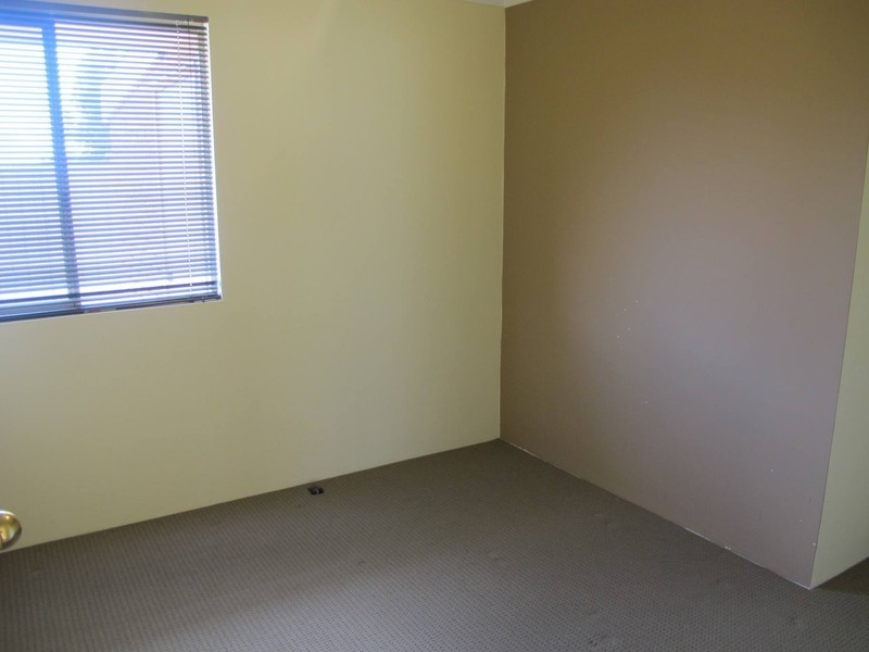 9/39 Woodmore Road, Langford WA 6147