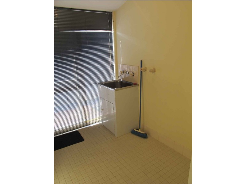 9/39 Woodmore Road, Langford WA 6147