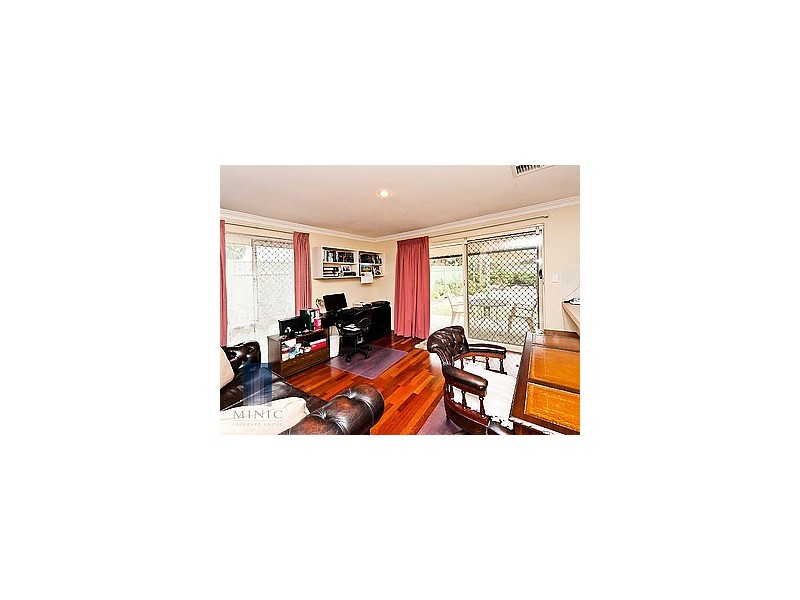 13 Grayson Court, Wilson WA 6107