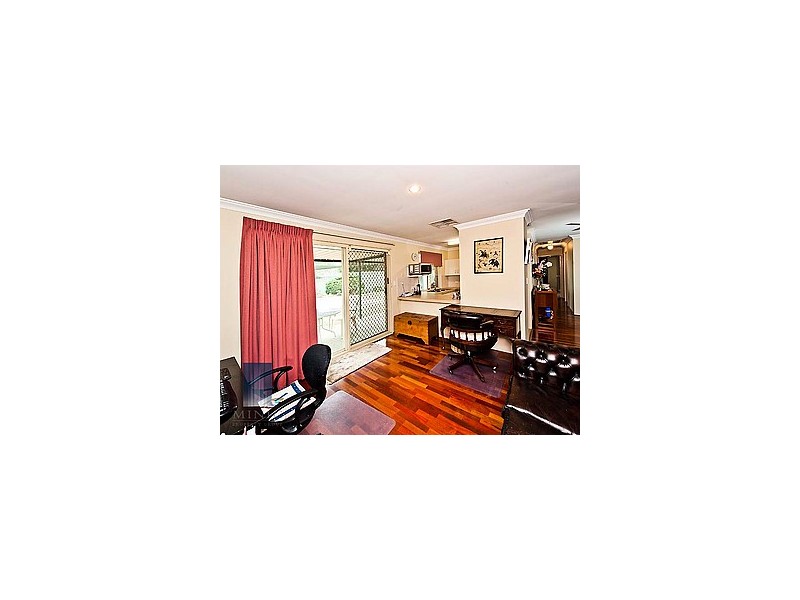 13 Grayson Court, Wilson WA 6107
