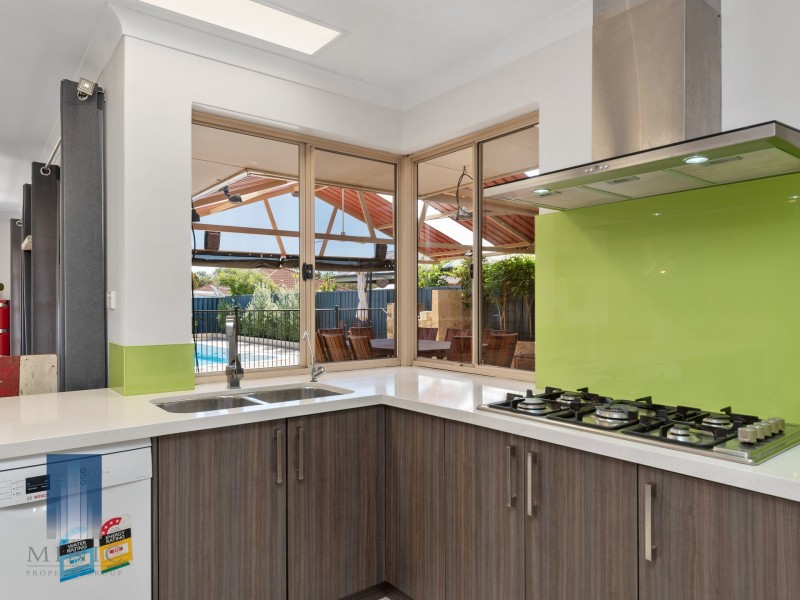 71 Bindoon Loop, Huntingdale WA 6110