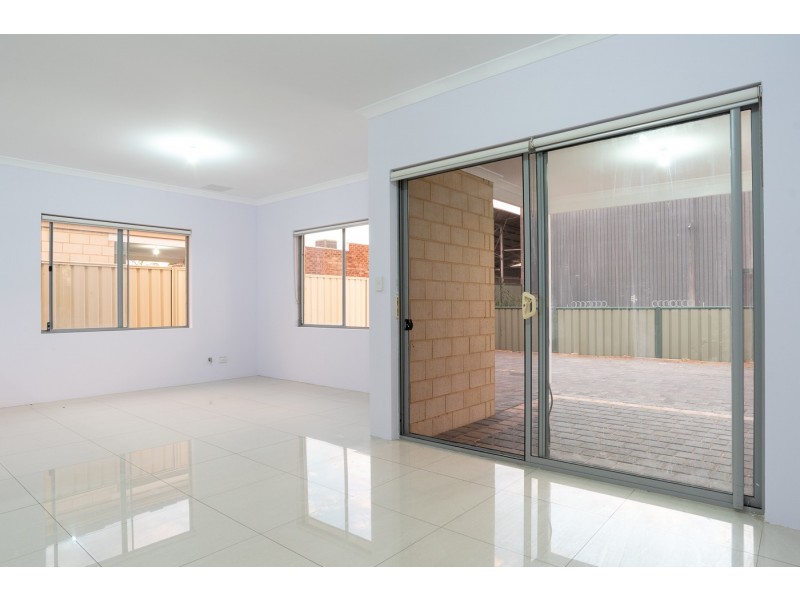 43 Derisleigh Street, Cannington WA 6107