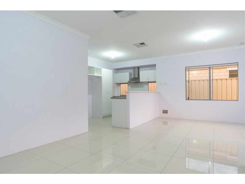 43 Derisleigh Street, Cannington WA 6107