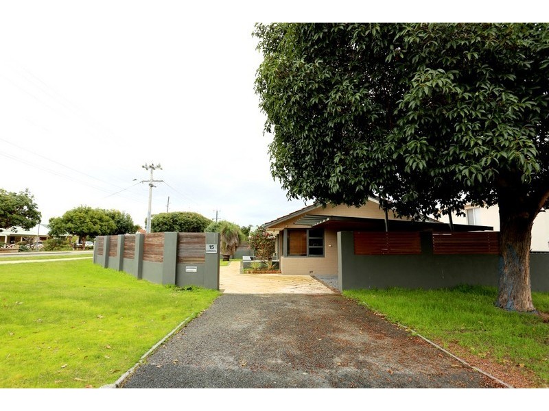 15 Cormack Road, Alfred Cove WA 6154