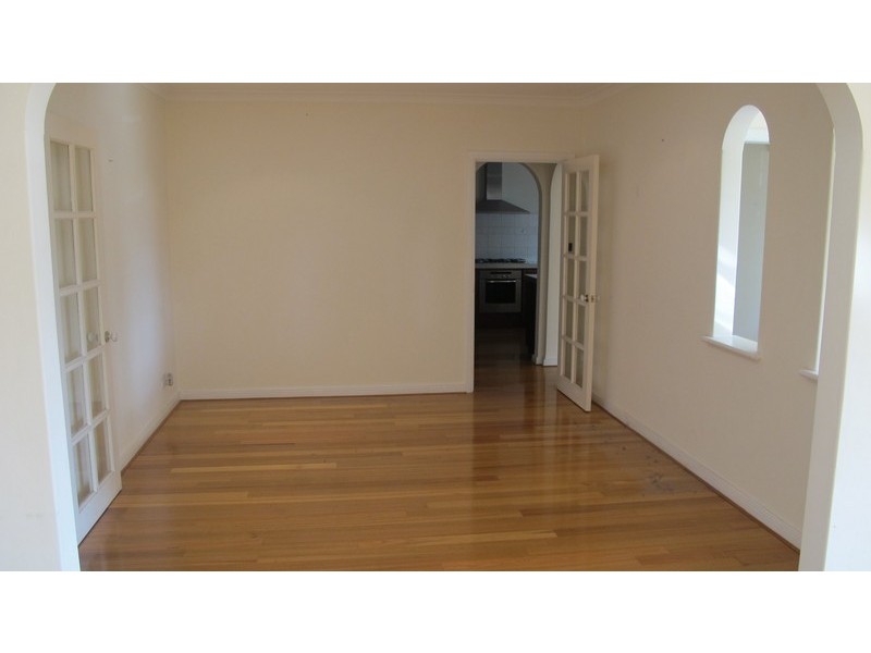 18 Canning Parade, Como WA 6152