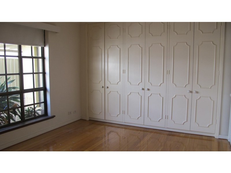 18 Canning Parade, Como WA 6152