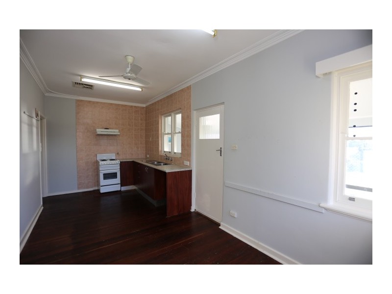 179 Lockhart Street, Como WA 6152