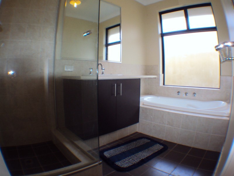 305 Tapper Road, Atwell WA 6164