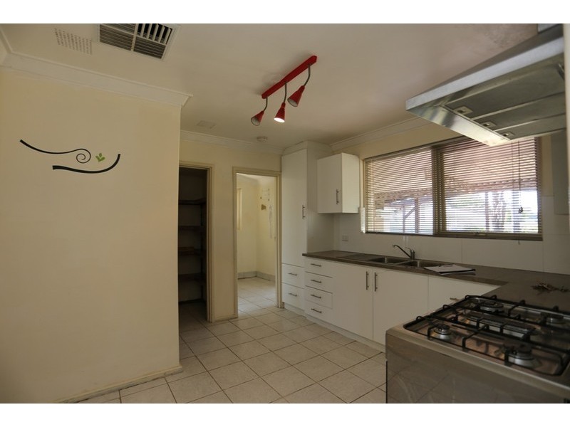 20 Burnley Street, Thornlie WA 6108