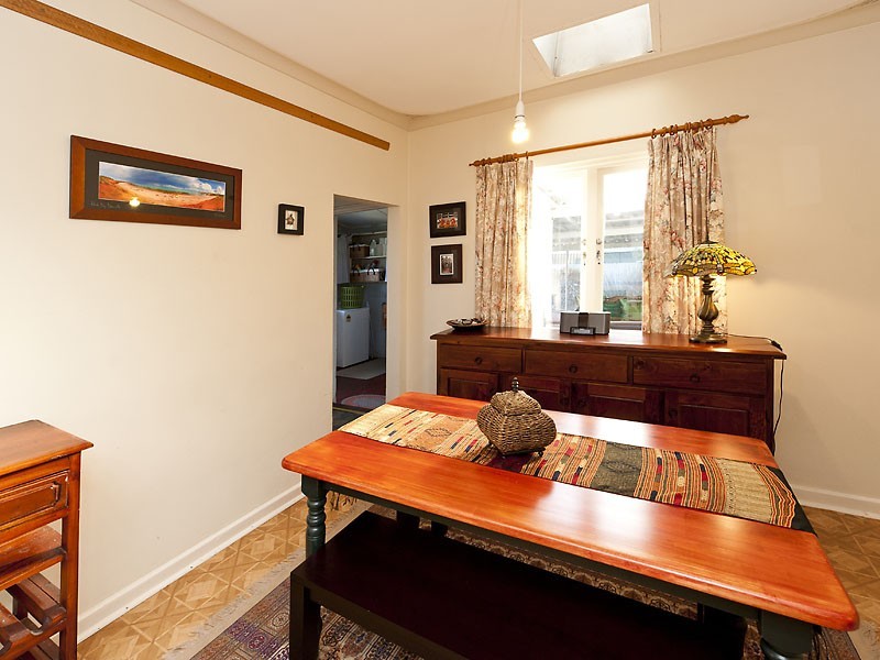 13 Melvin Avenue, Thornlie WA 6108