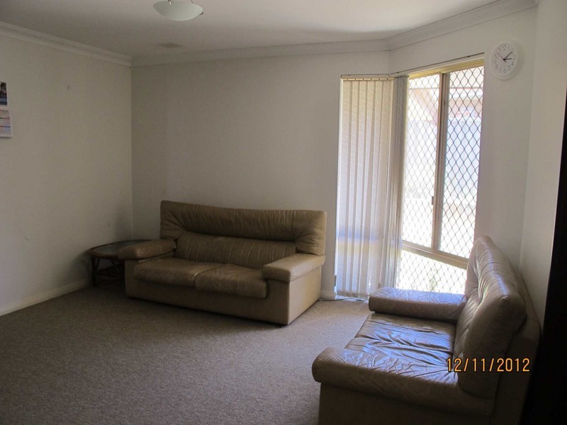 1A Leichardt St, St James WA 6102