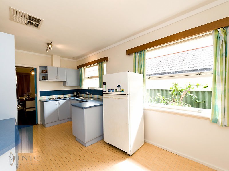 7 Opal Place, Riverton WA 6148