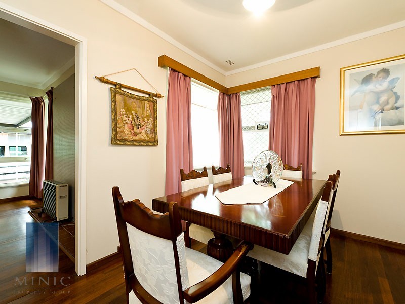 7 Opal Place, Riverton WA 6148