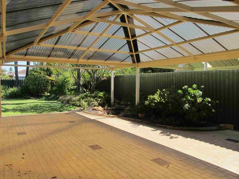 4 Chaparral Crescent, Willetton WA 6155