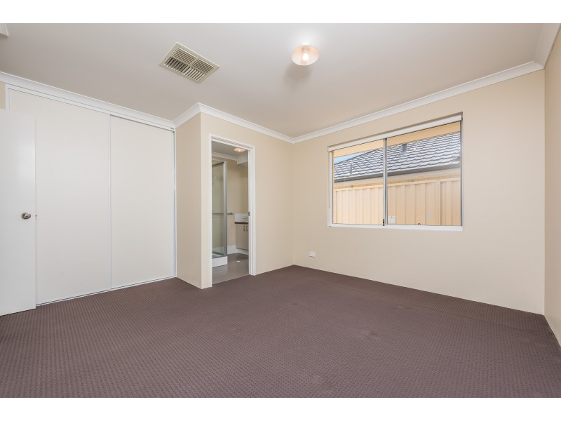 1/25 Montrose Street, Lynwood WA 6147