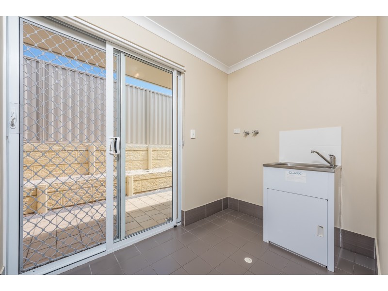 1/25 Montrose Street, Lynwood WA 6147