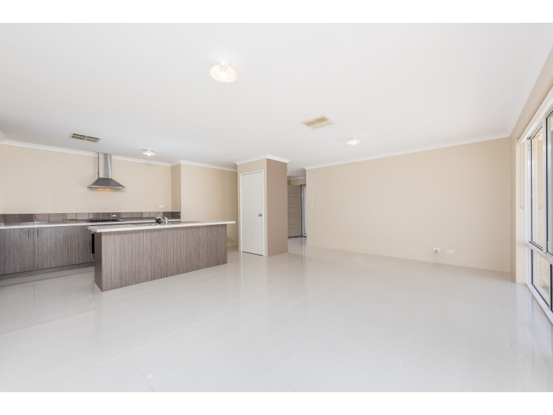 1/25 Montrose Street, Lynwood WA 6147