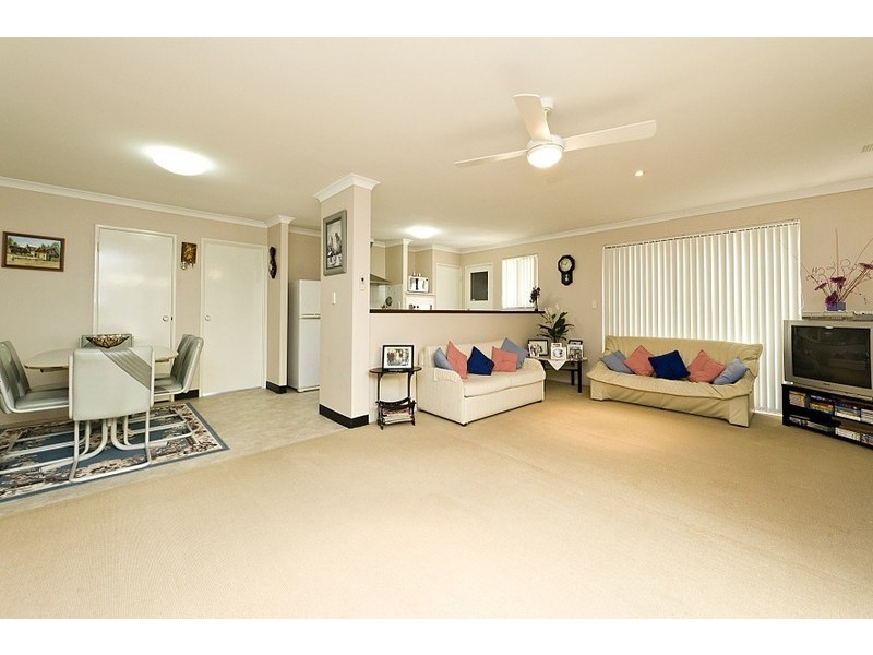 90 Barbican Street East, Shelley WA 6148