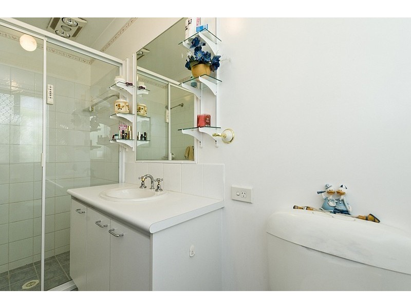 90 Barbican Street East, Shelley WA 6148