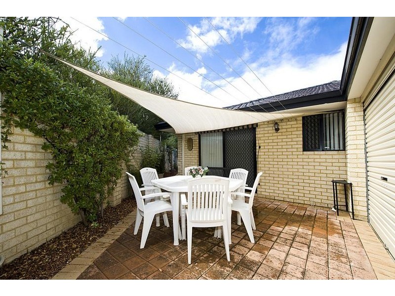 90 Barbican Street East, Shelley WA 6148