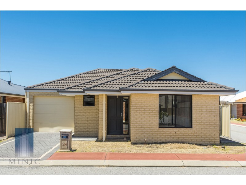 24/11 Hazlett Way, Canning Vale WA 6155