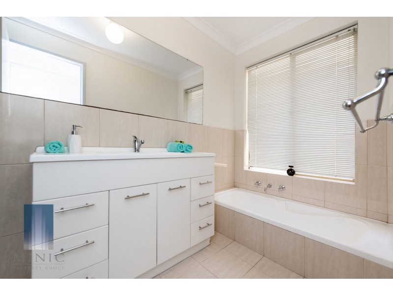 3 Prescott Drive, Kardinya WA 6163