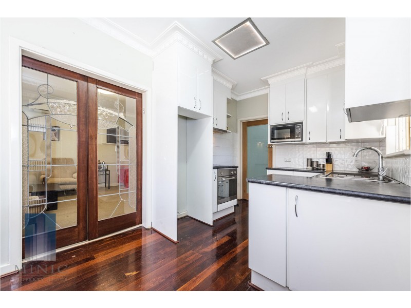 68 Armstrong Road, Wilson WA 6107