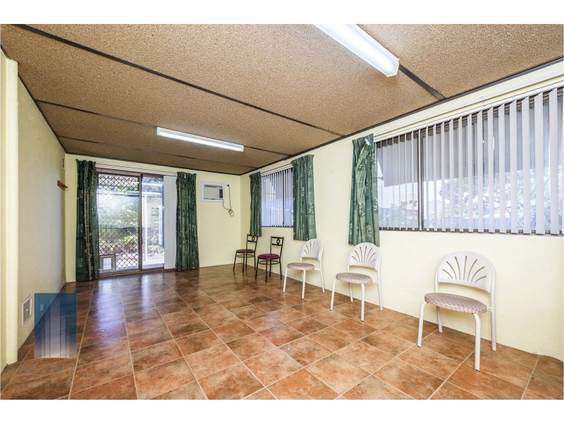 68 Armstrong Road, Wilson WA 6107