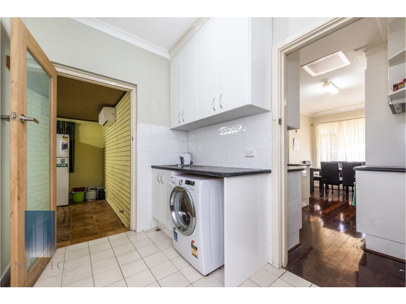 68 Armstrong Road, Wilson WA 6107