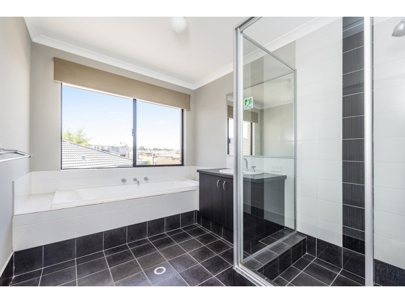 4 Plunkett Turn, Canning Vale WA 6155