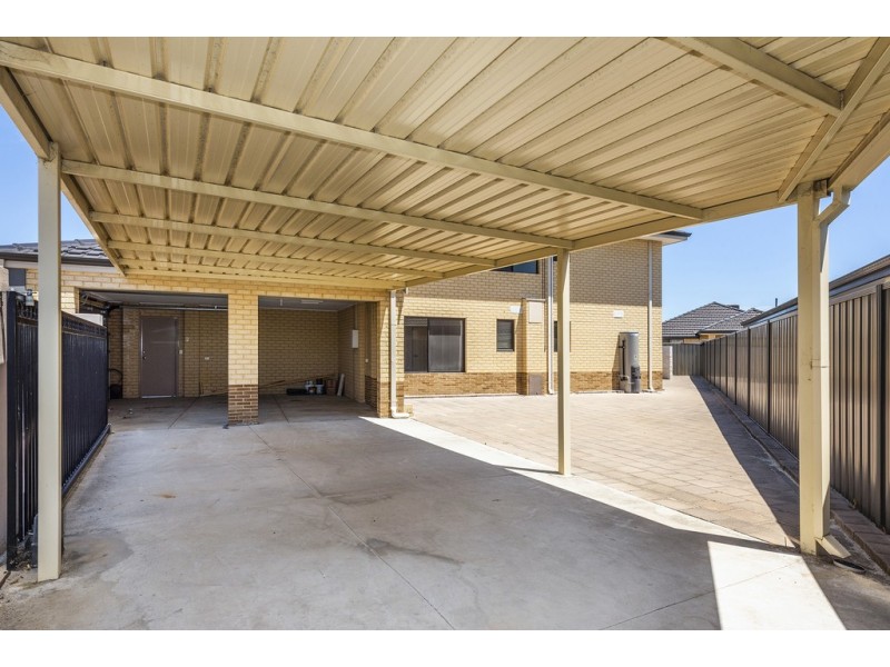 4 Plunkett Turn, Canning Vale WA 6155