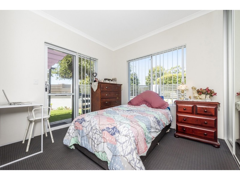 2/18 Davies Lane, Bentley WA 6102
