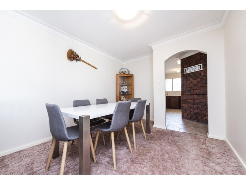 15 Florey Place, Huntingdale WA 6110