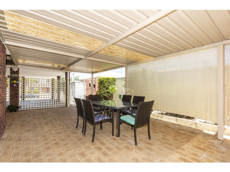 15 Florey Place, Huntingdale WA 6110