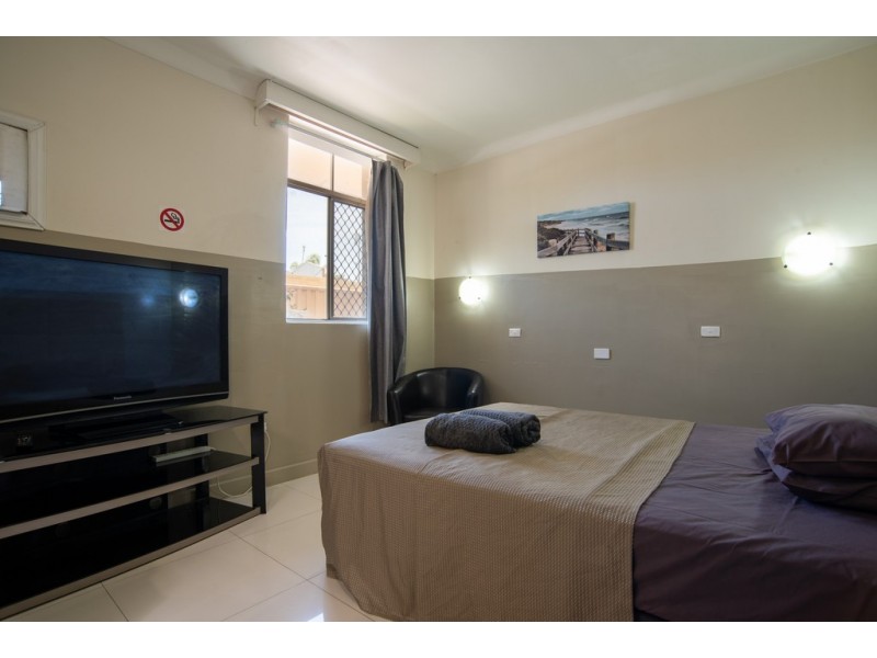 12 Burnley Street, Thornlie WA 6108