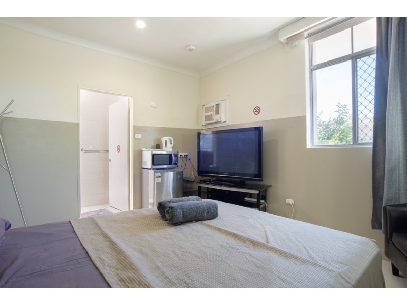 12 Burnley Street, Thornlie WA 6108