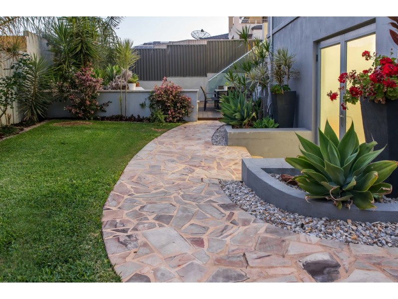 6 Sulman Avenue, Salter Point WA 6152