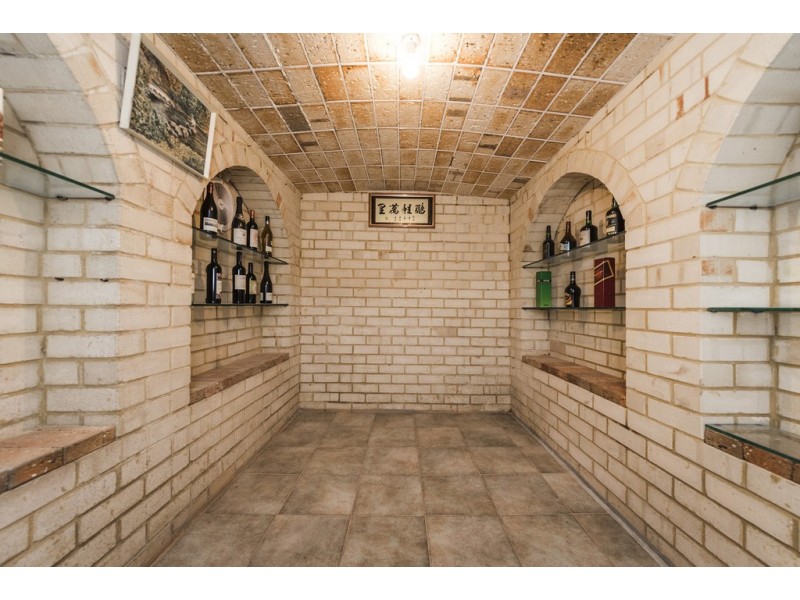 25 Hillock Circle, Leeming WA 6149