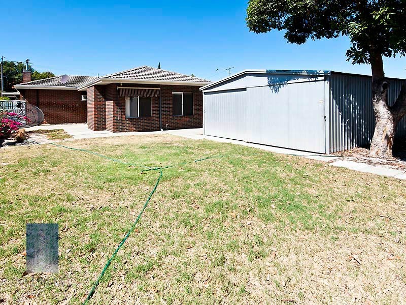 210 High Road, Riverton WA 6148