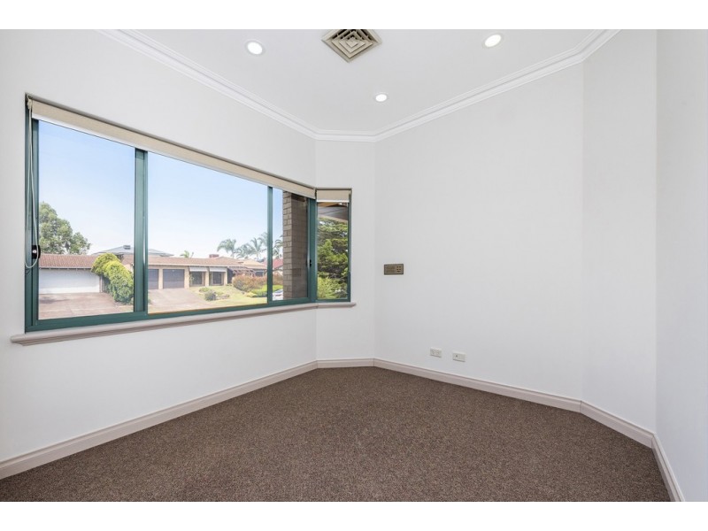 57 Calley Drive, Leeming WA 6149